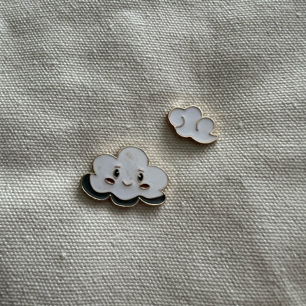 ☁️Cute clouds baby cloud brand new☁️